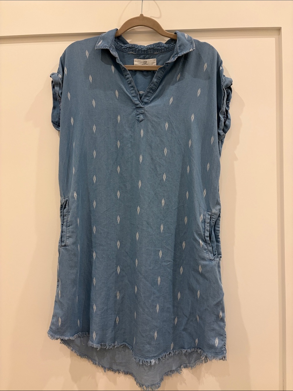 Thread & Supply Light Blue Short-Sleeve V-Neck Dress with Pockets